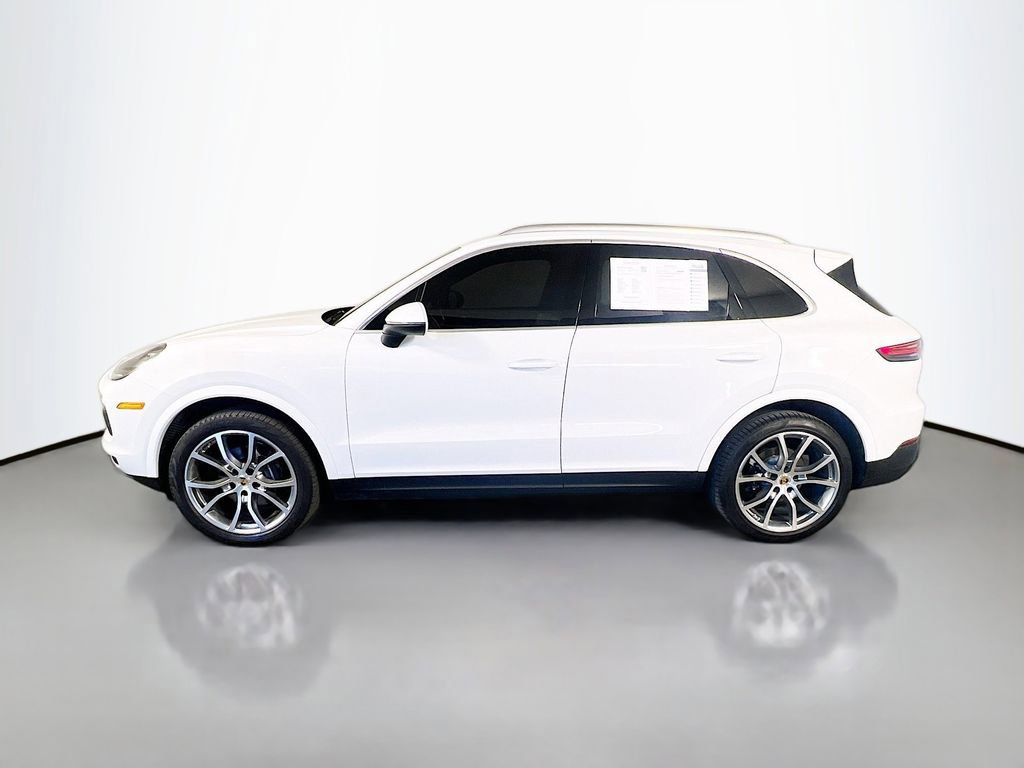 Used 2020 Porsche Cayenne AWD/4WD image 5