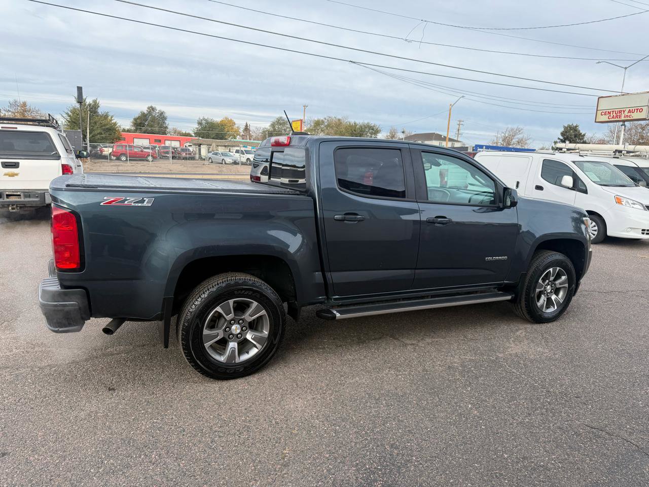Used 2019 Chevrolet Colorado Z71 AWD/4WD image 10
