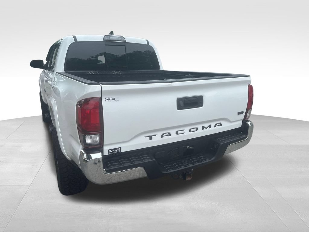 Used 2019 Toyota Tacoma SR5 RWD image 22