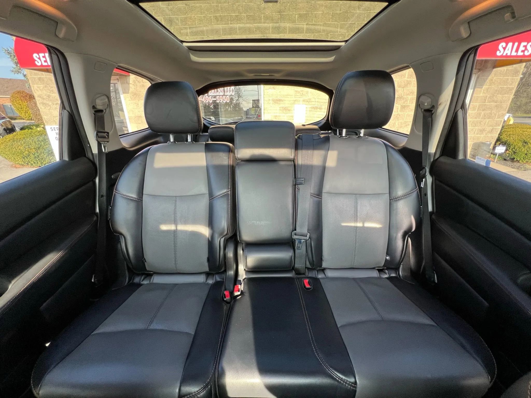 Used 2020 Nissan Pathfinder SL image 27