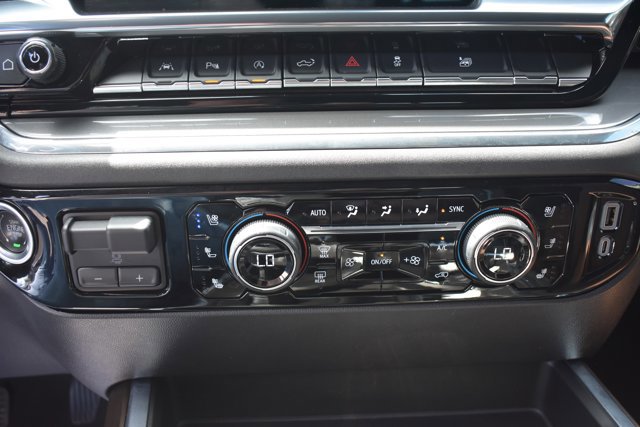 Used 2024 Chevrolet Silverado 1500 High Country w/ High Country Premium Package image 30