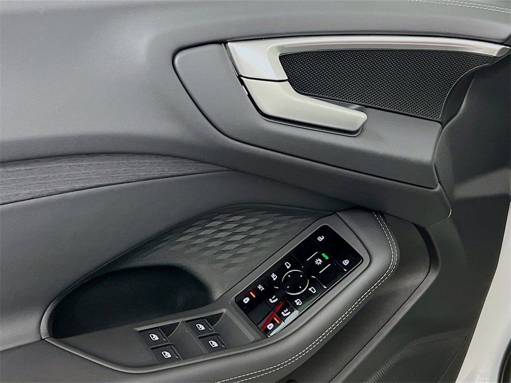 New 2025 Audi A5 2.0T Premium image 18