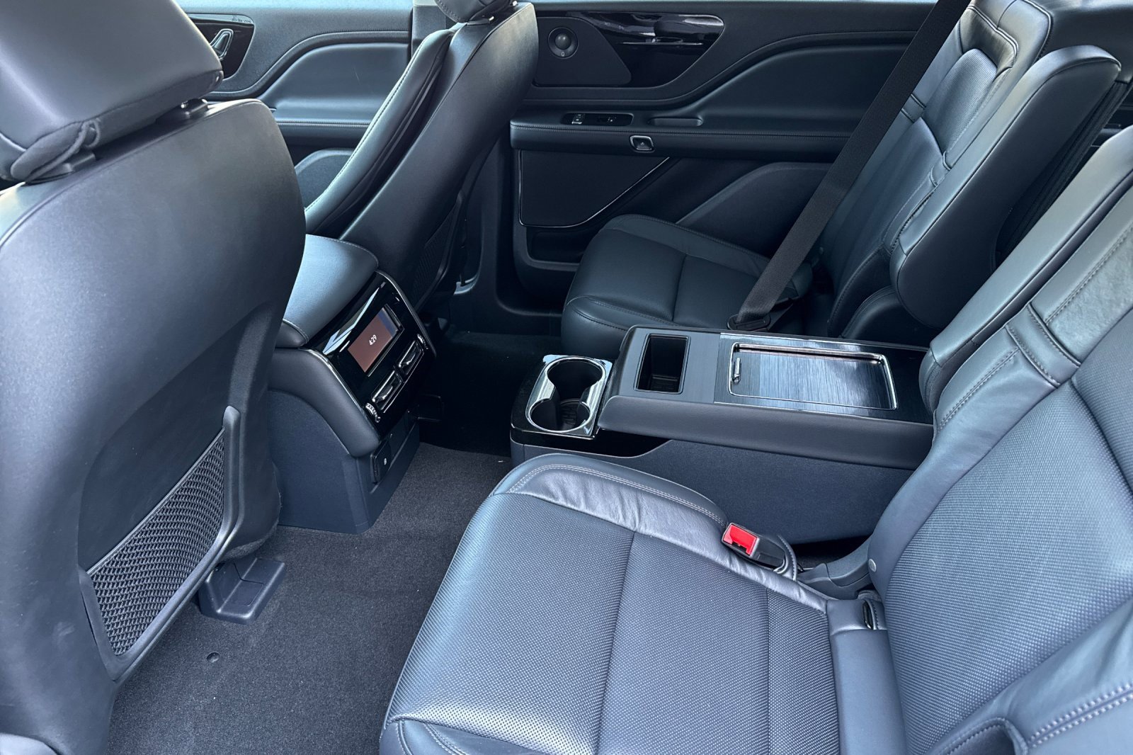 New 2025 Lincoln Aviator Reserve image 11