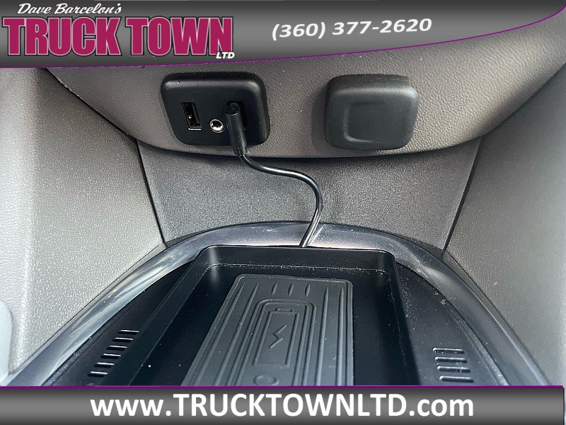 Used 2017 Chevrolet Malibu LT w/ Leather Package FWD image 29