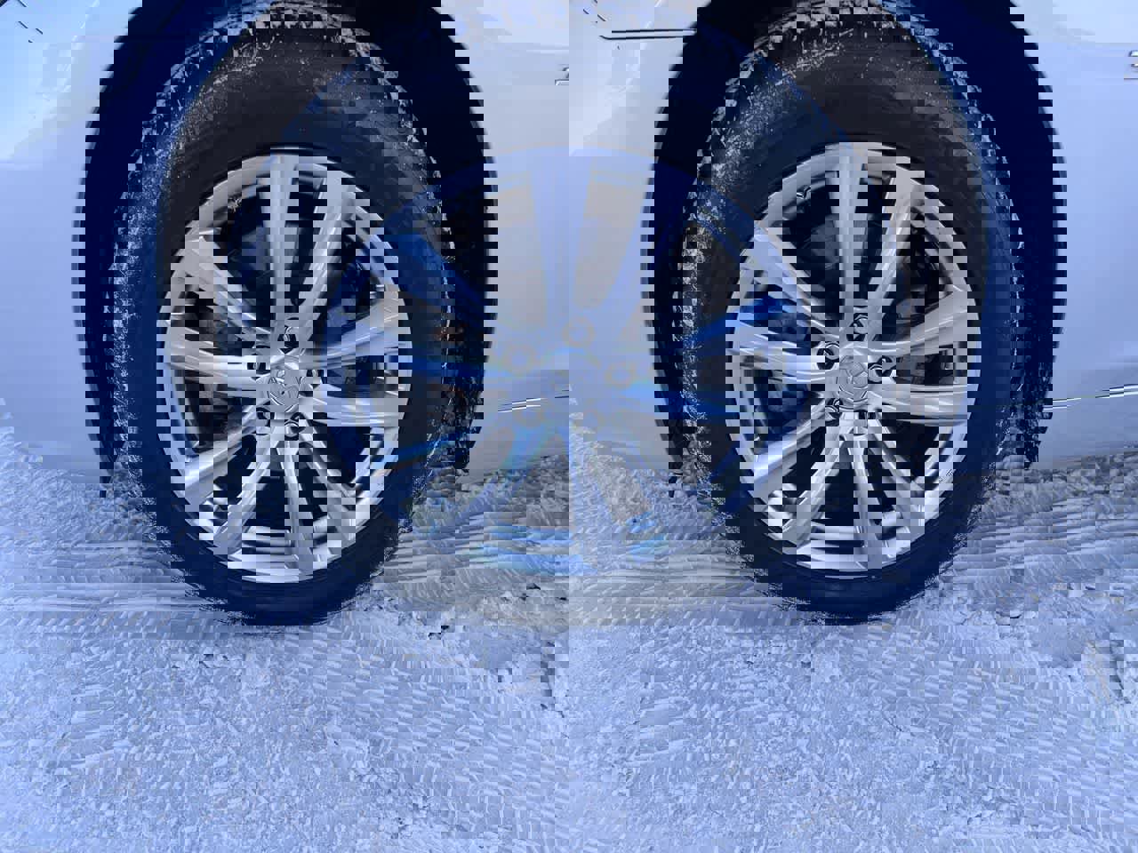 Used 2019 INFINITI Q70 Luxe image 10