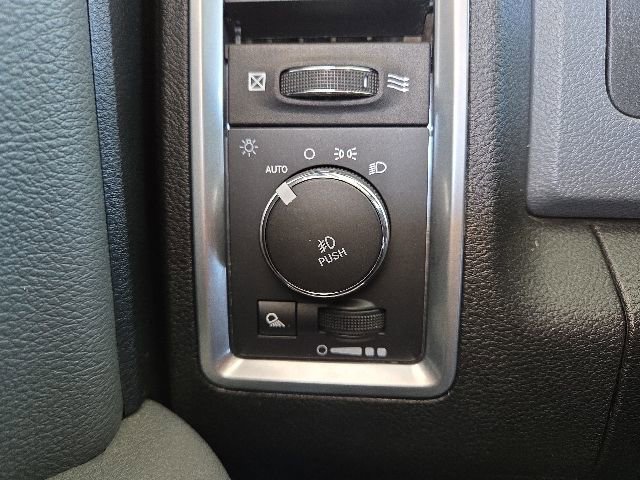 Used 2020 RAM 1500 Classic Warlock AWD/4WD image 59