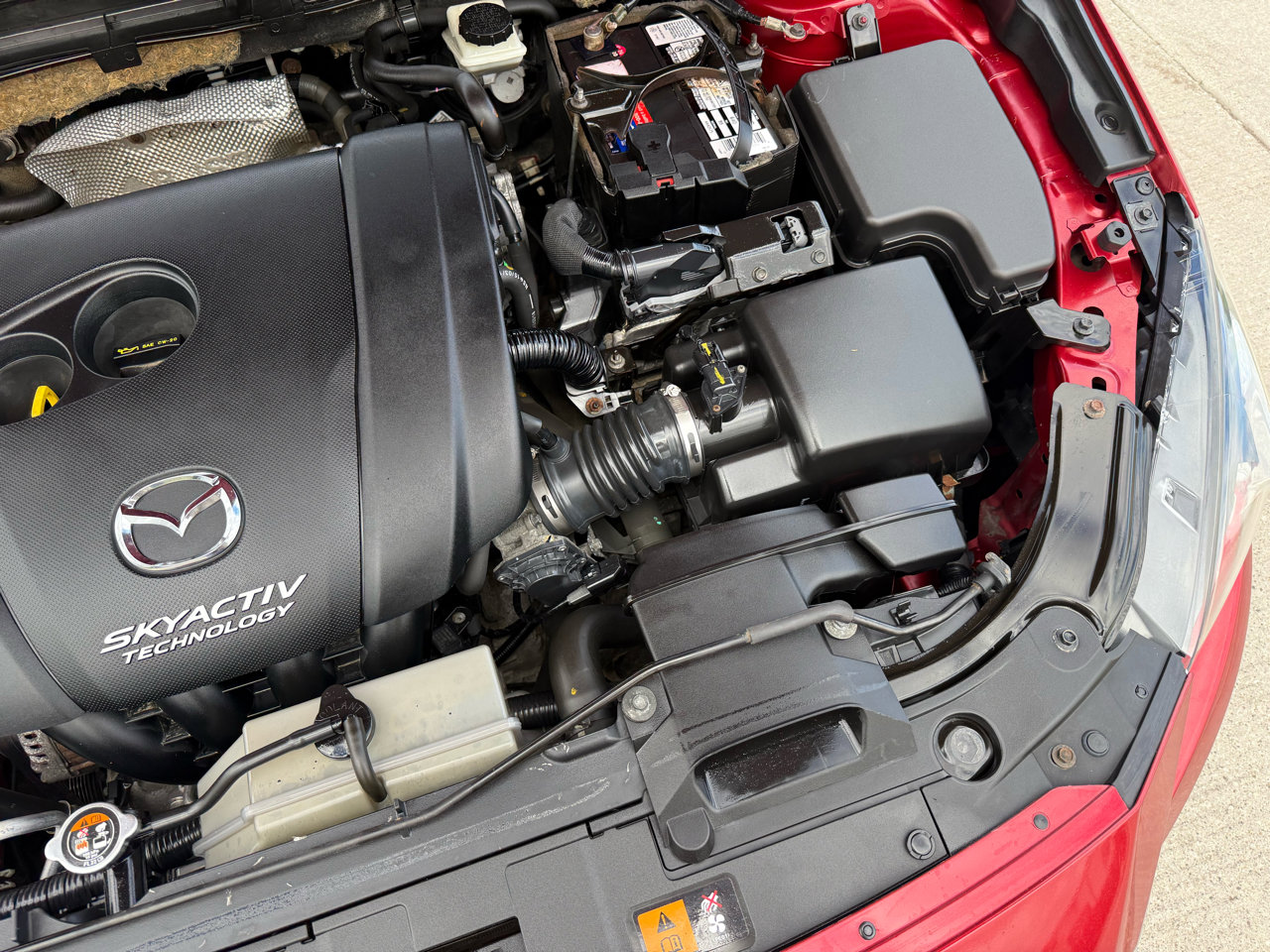 Used 2016 MAZDA MAZDA3 i Touring w/ Popular Equipment Package image 29