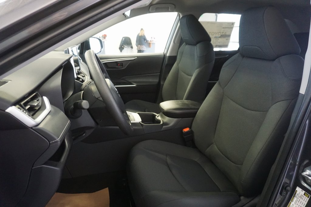 New 2025 Toyota RAV4 LE image 18