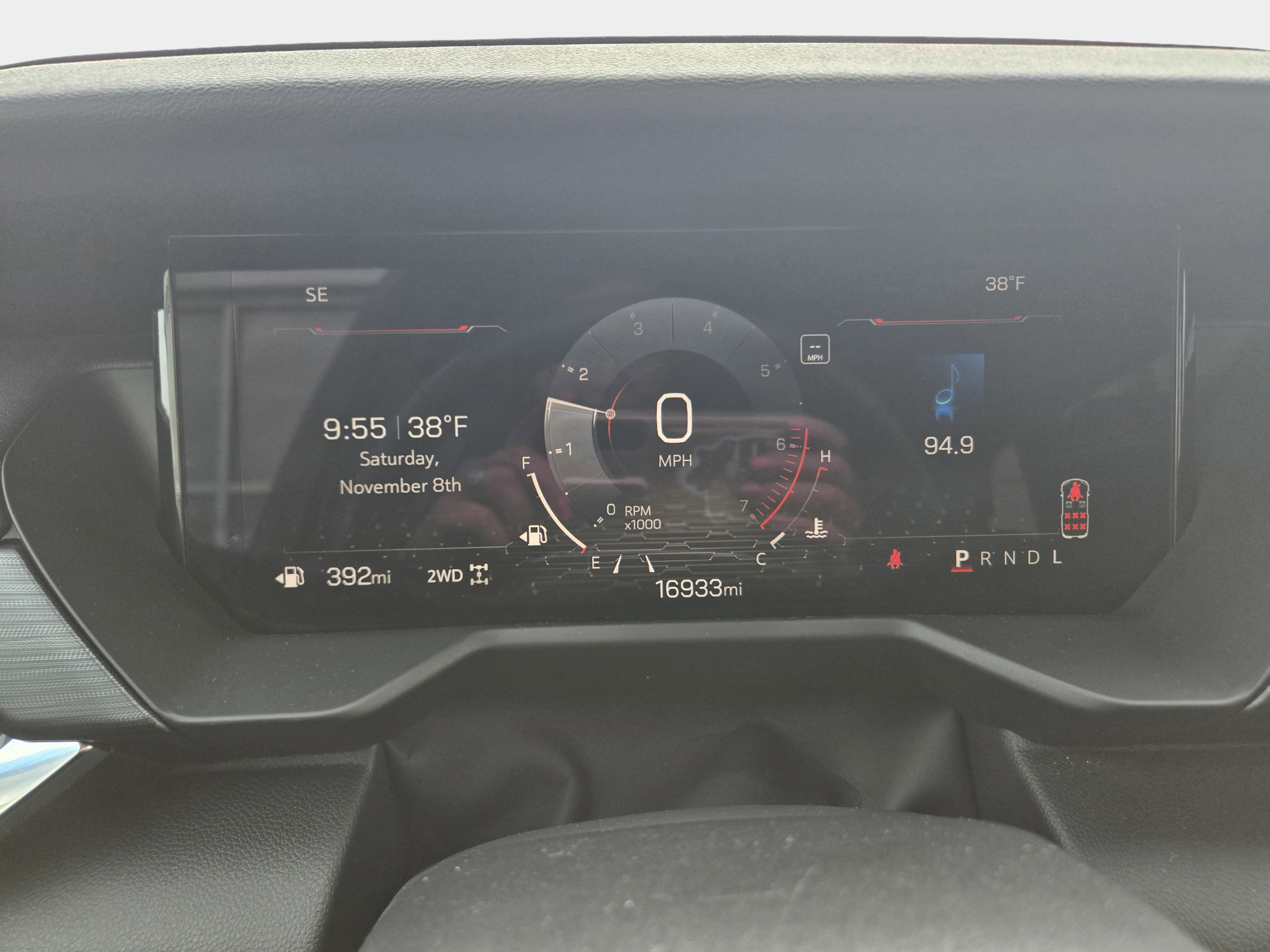 Used 2025 GMC Acadia Elevation image 20