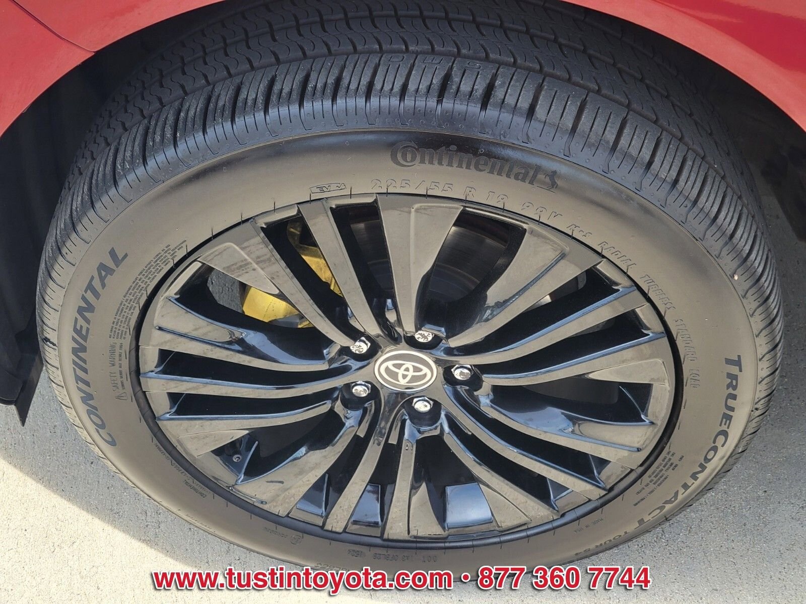 Certified 2023 Toyota Venza Nightshade AWD/4WD image 9