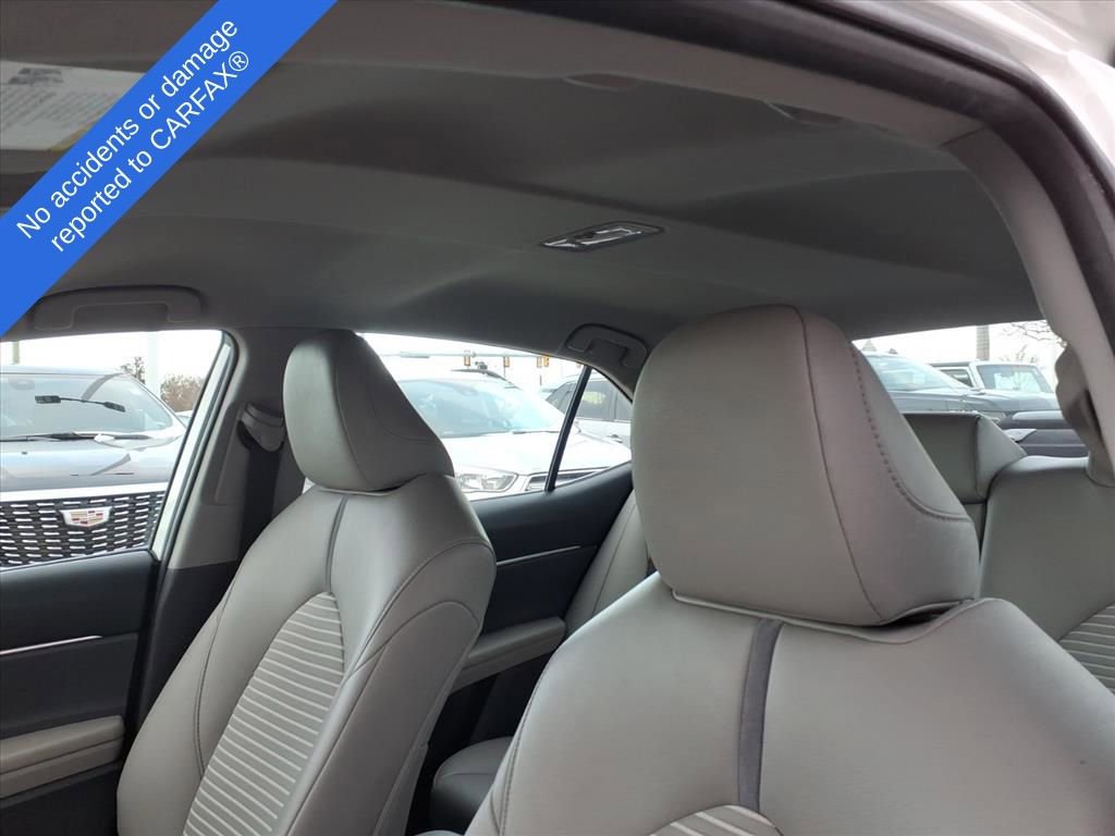 Used 2019 Toyota Camry SE image 18