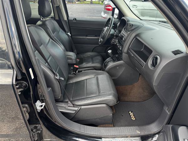 Used 2015 Jeep Patriot High Altitude AWD/4WD image 13