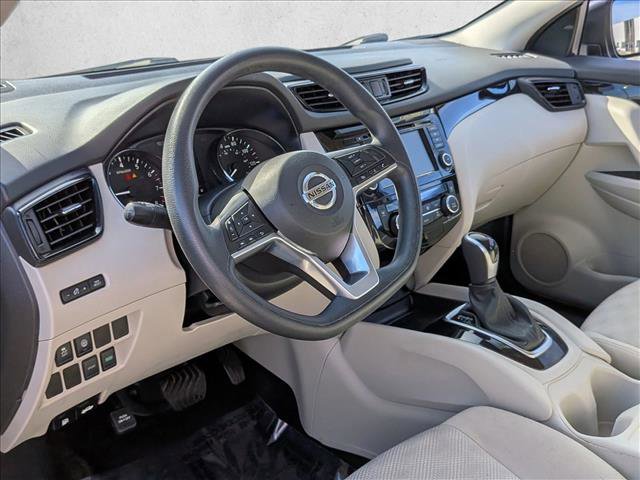Used 2020 Nissan Rogue Sport SV image 10