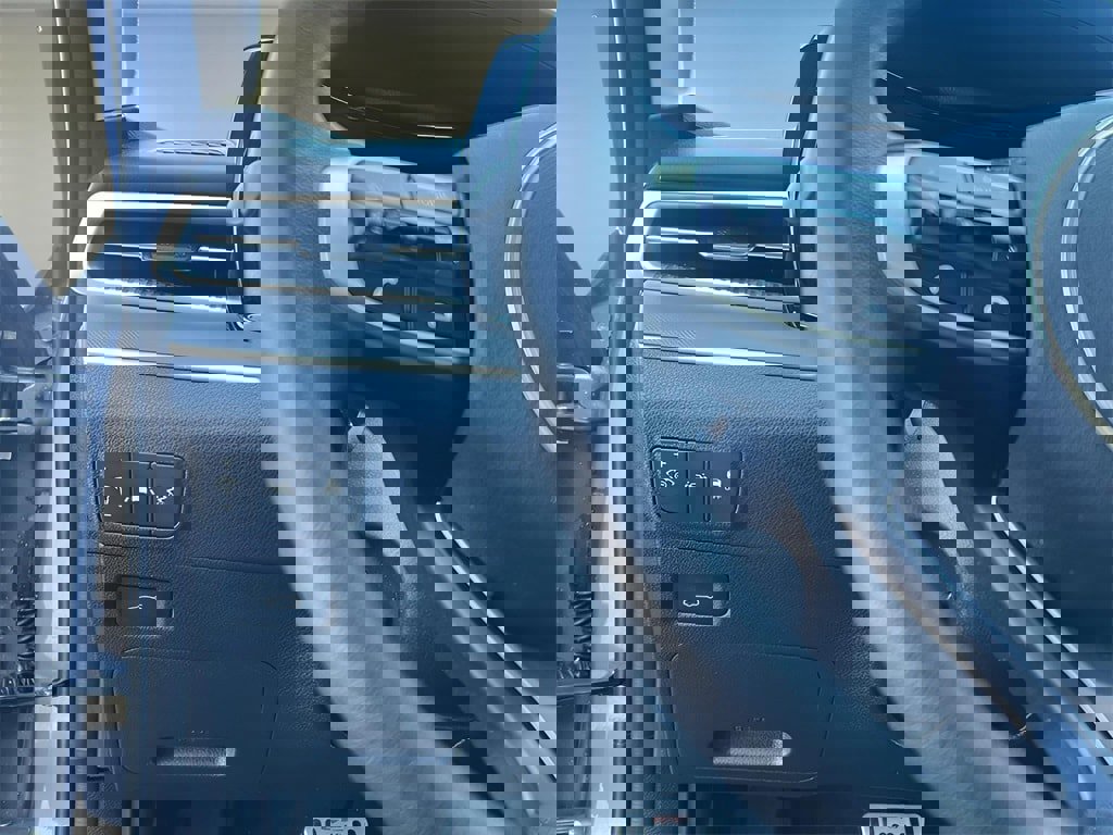 Used 2021 Kia K5 LXS image 19