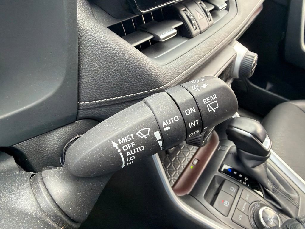 Used 2024 Toyota RAV4 Limited w/ Advanced Technology Package AWD/4WD image 21