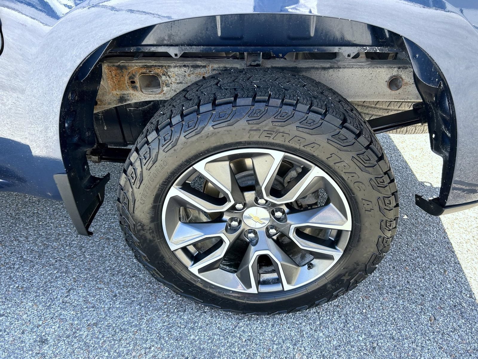 Certified 2022 Chevrolet Silverado 1500 LT AWD/4WD image 22