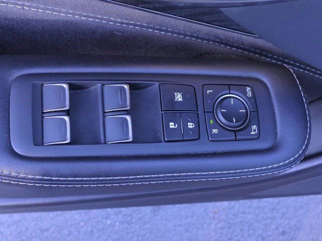 Used 2022 Lexus LS 500 w/ Cold Weather Package (CK) image 16