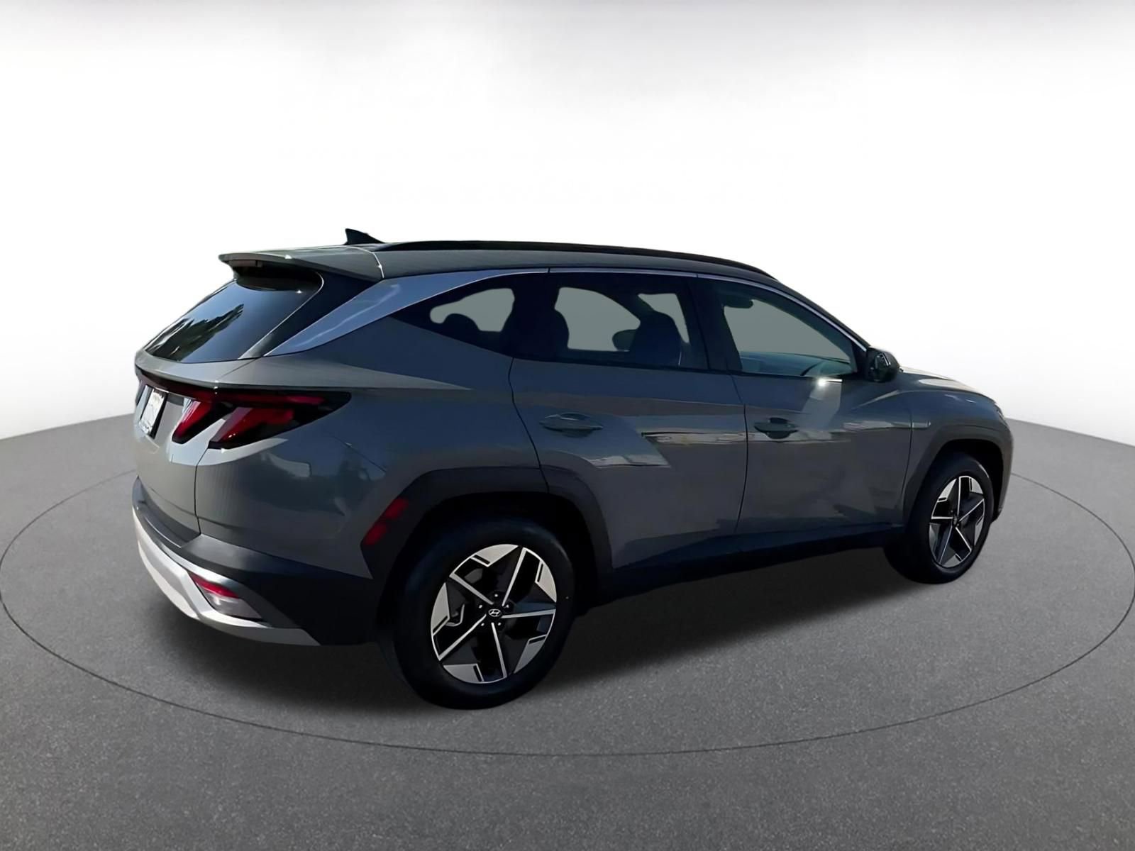 Used 2025 Hyundai Tucson Blue image 15