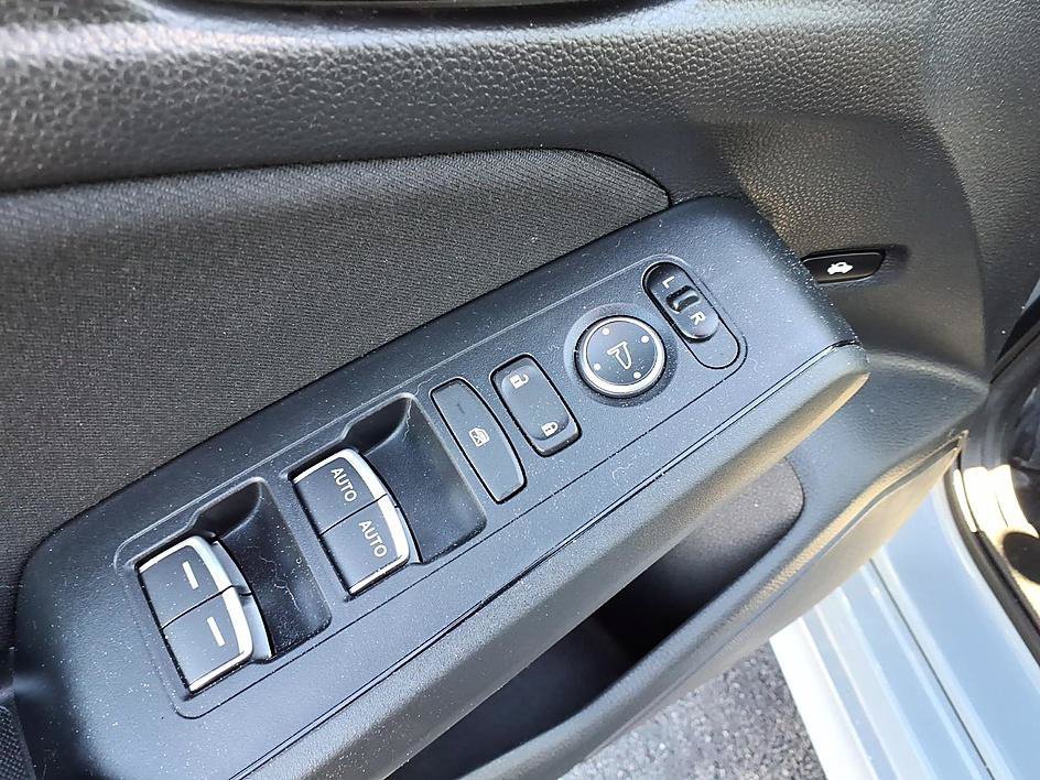 Used 2024 Honda Civic EX image 10