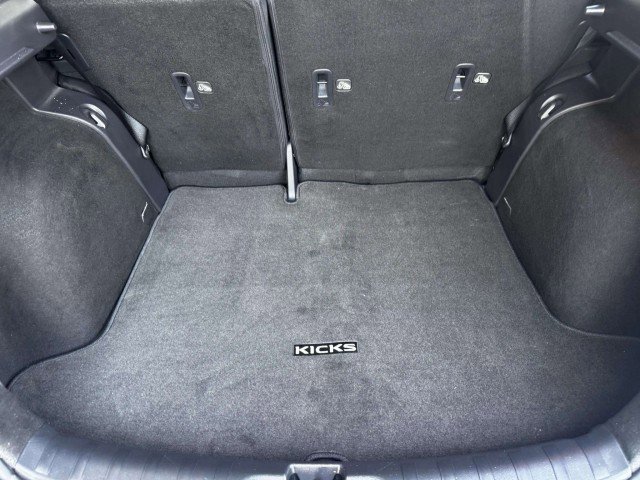 Used 2024 Nissan Kicks SR image 50
