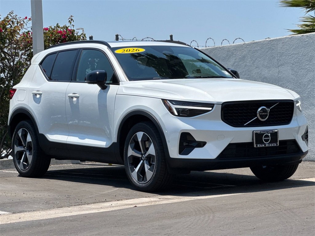 New 2026 Volvo XC40 B5 Plus w/ Protection Package Premier image 7