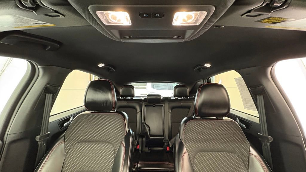 Used 2025 Ford Escape ST-Line Select image 32