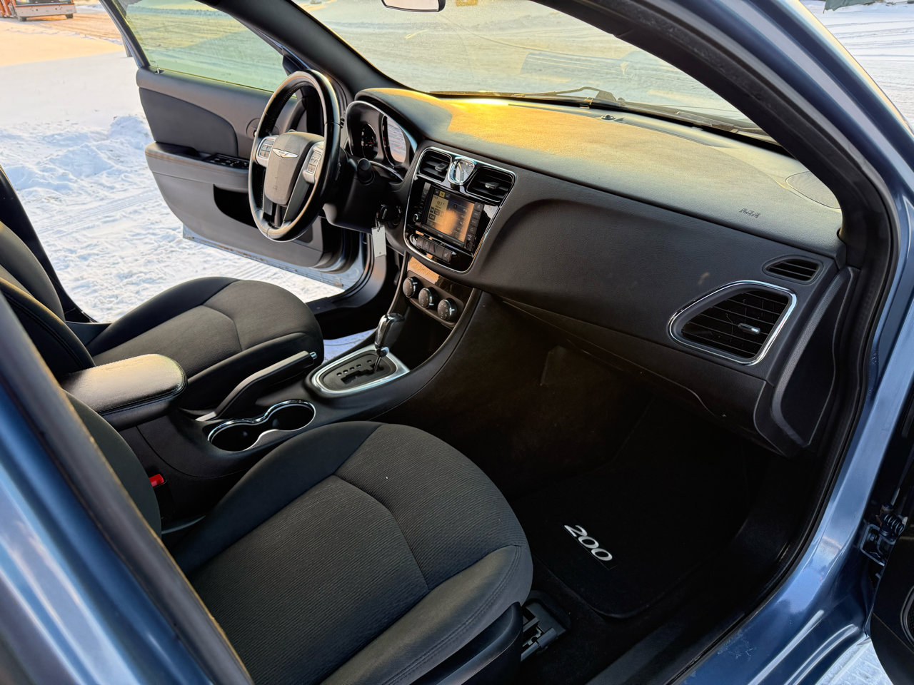 Used 2011 Chrysler 200 Touring w/ Cold Weather Group image 18