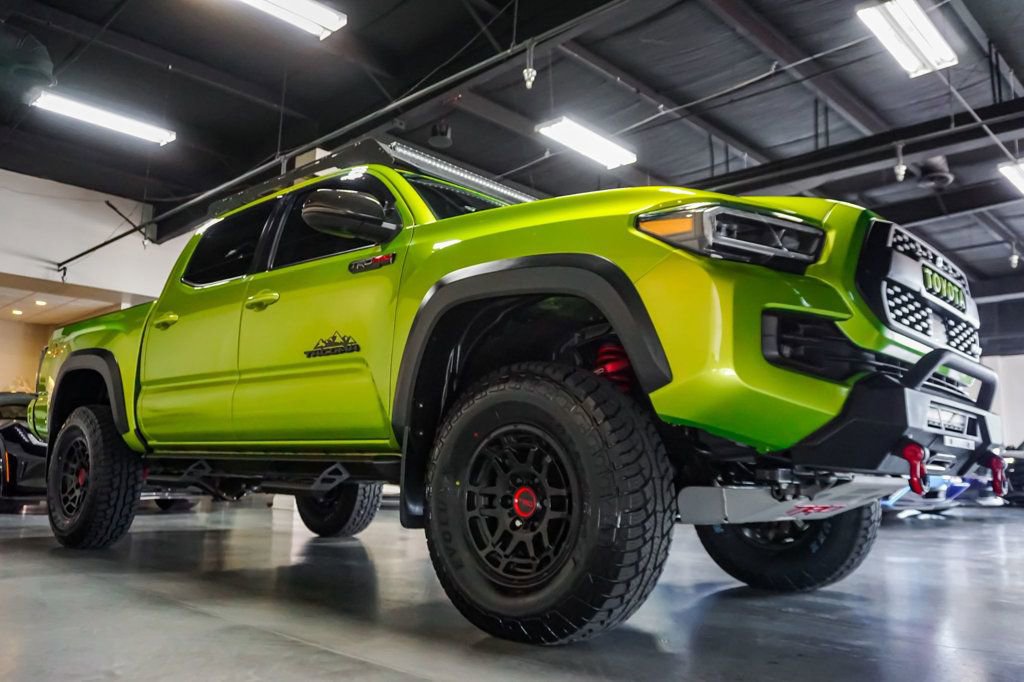 Used 2022 Toyota Tacoma TRD Pro AWD/4WD image 2