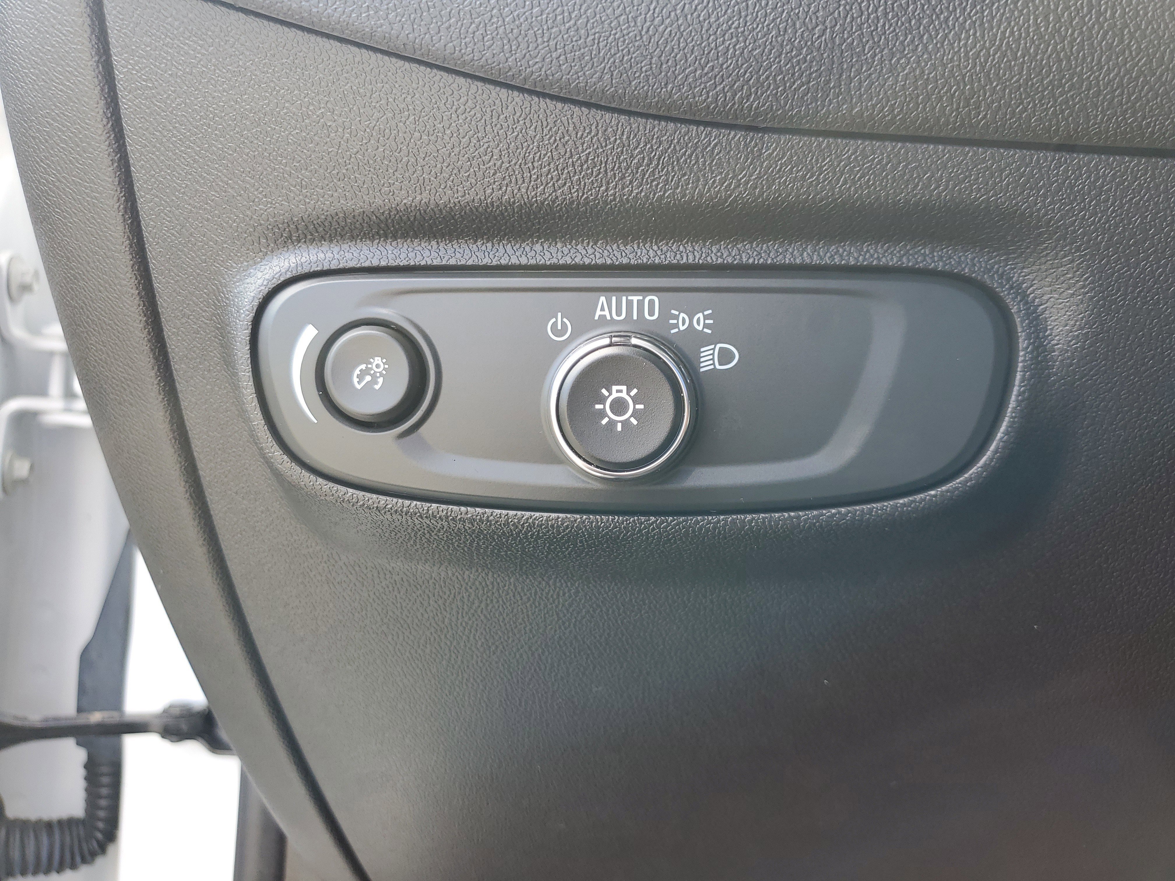 Used 2024 Chevrolet Equinox LT image 28