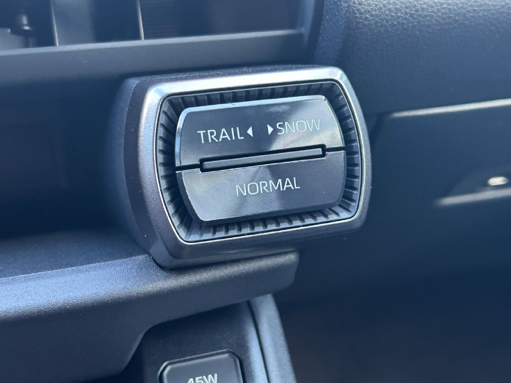 New 2026 Toyota RAV4 XSE AWD/4WD image 31