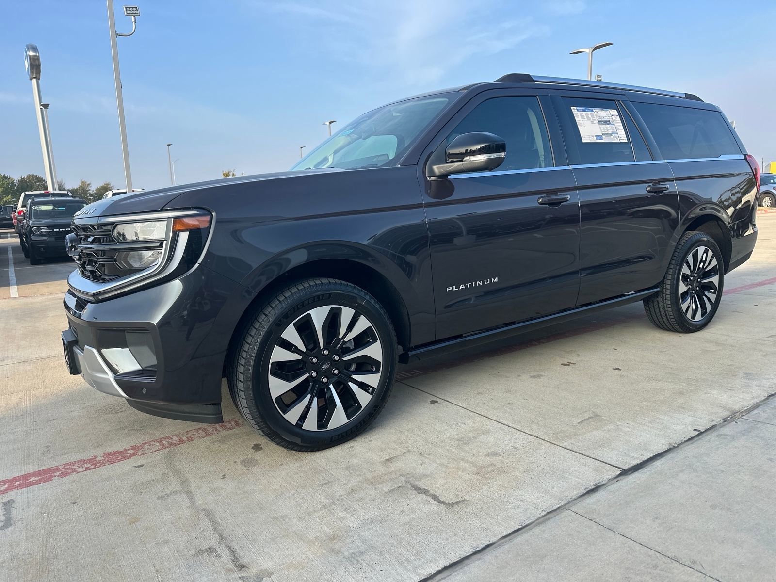 New 2025 Ford Expedition Max Platinum w/ Driver's Package