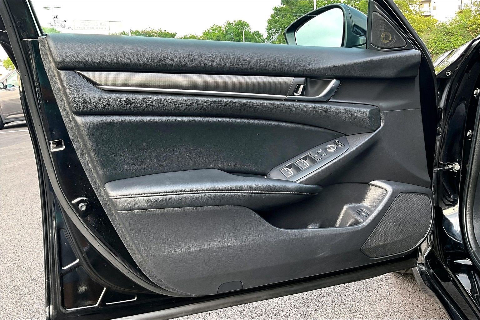 Used 2022 Honda Accord Sport image 21