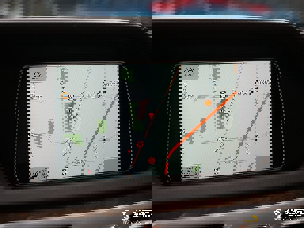 Used 2014 Mercedes-Benz E 250 E 250 Base BlueTEC® 4MATI image 24