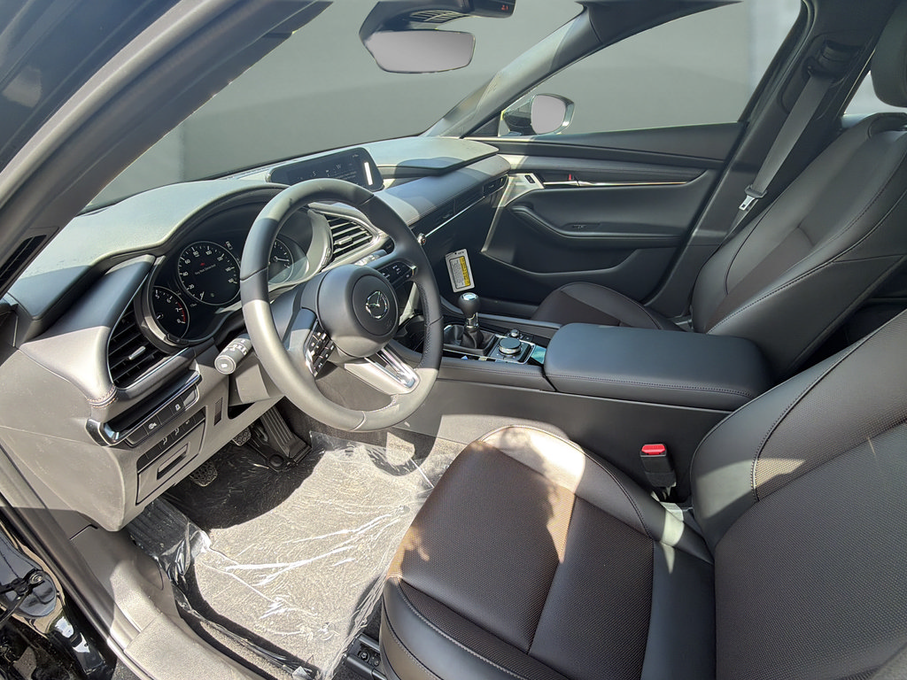 New 2026 MAZDA MAZDA3 2.5 S Hatchback w/ Premium Pkg FWD image 9