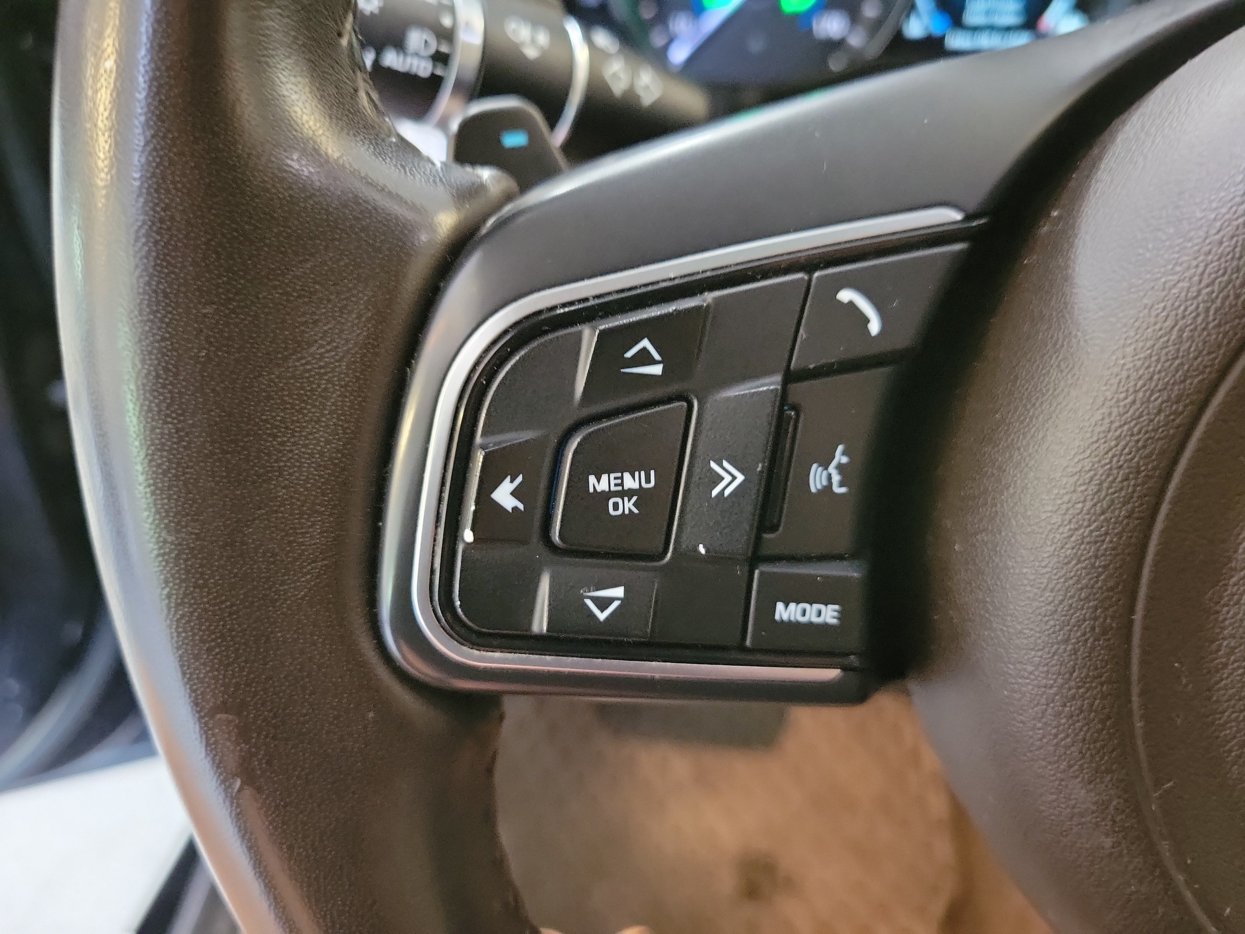 Used 2020 Jaguar XF Premium AWD/4WD image 20