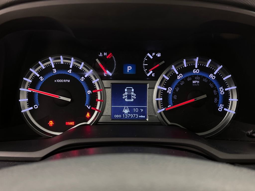 Used 2016 Toyota 4Runner Limited image 18