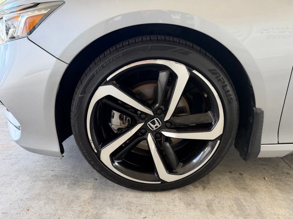 Used 2020 Honda Accord Sport image 12