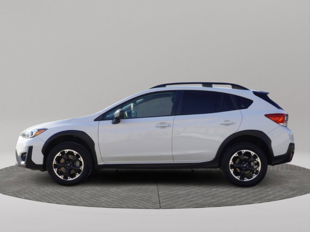 Used 2021 Subaru Crosstrek 2.0i image 3