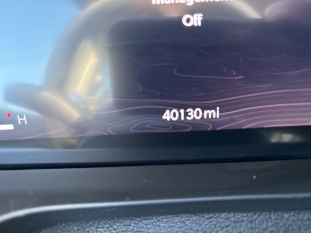 Used 2023 Jeep Grand Cherokee L Limited AWD/4WD image 13