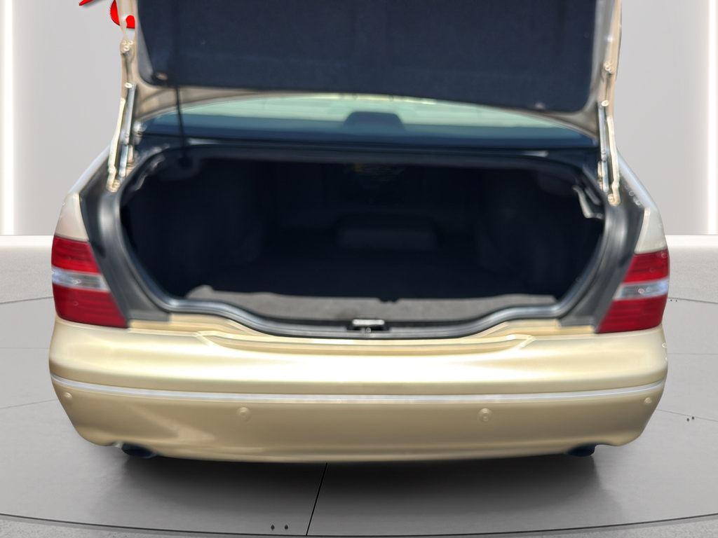Used 2004 Lexus LS 430 w/ Modern Luxury Pkg RWD image 22