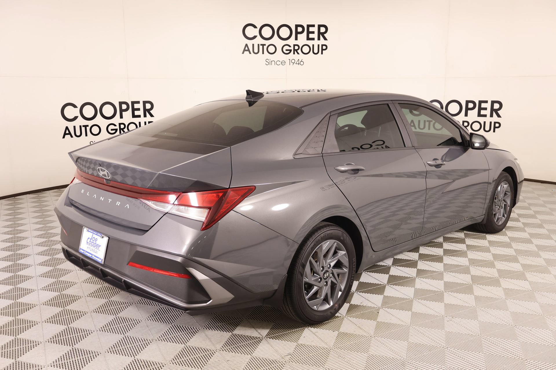 Certified 2024 Hyundai Elantra SEL FWD image 20