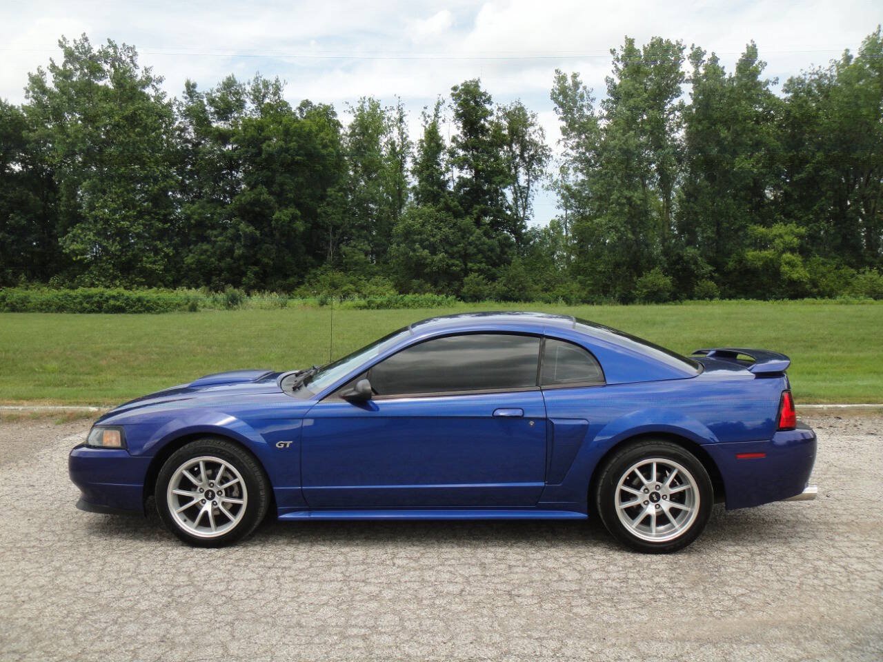 Used 2003 Ford Mustang GT RWD image 8