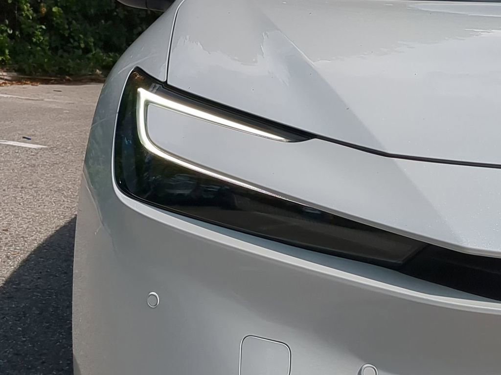 New 2025 Toyota Prius XSE image 10