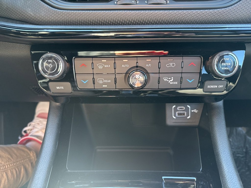 New 2026 Jeep Compass Limited image 31
