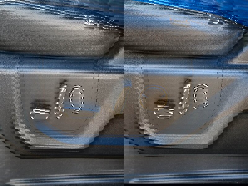 Used 2019 Ford F150 Raptor w/ Equipment Group 802A Luxury image 30