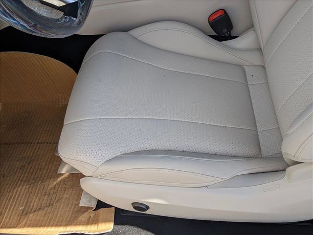 Certified 2026 Mercedes-Benz CLE 300 4MATIC Coupe image 4