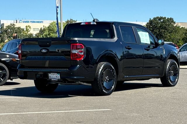 Used 2025 Ford Maverick Lobo AWD/4WD image 4