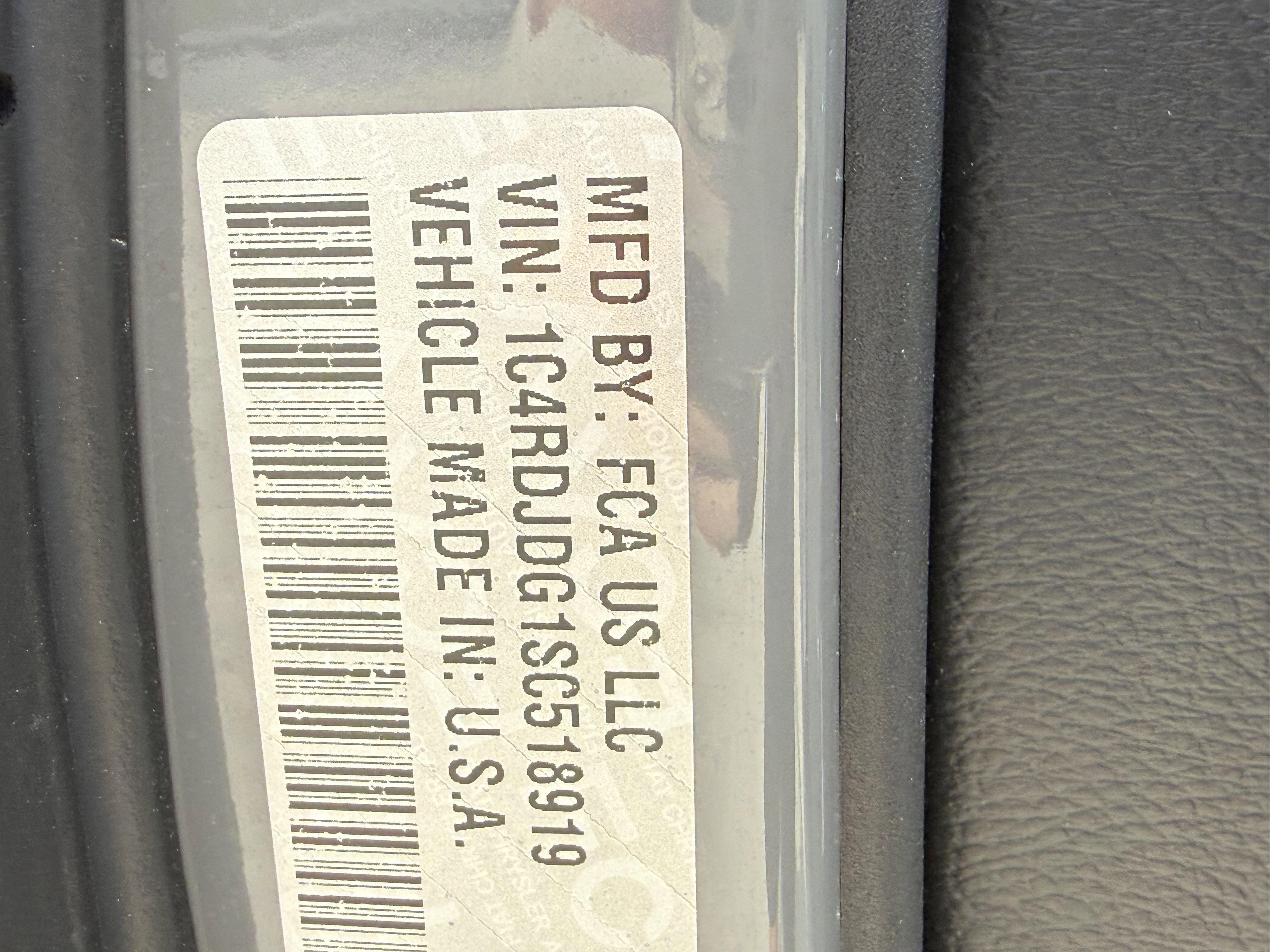 Used 2025 Dodge Durango GT image 32