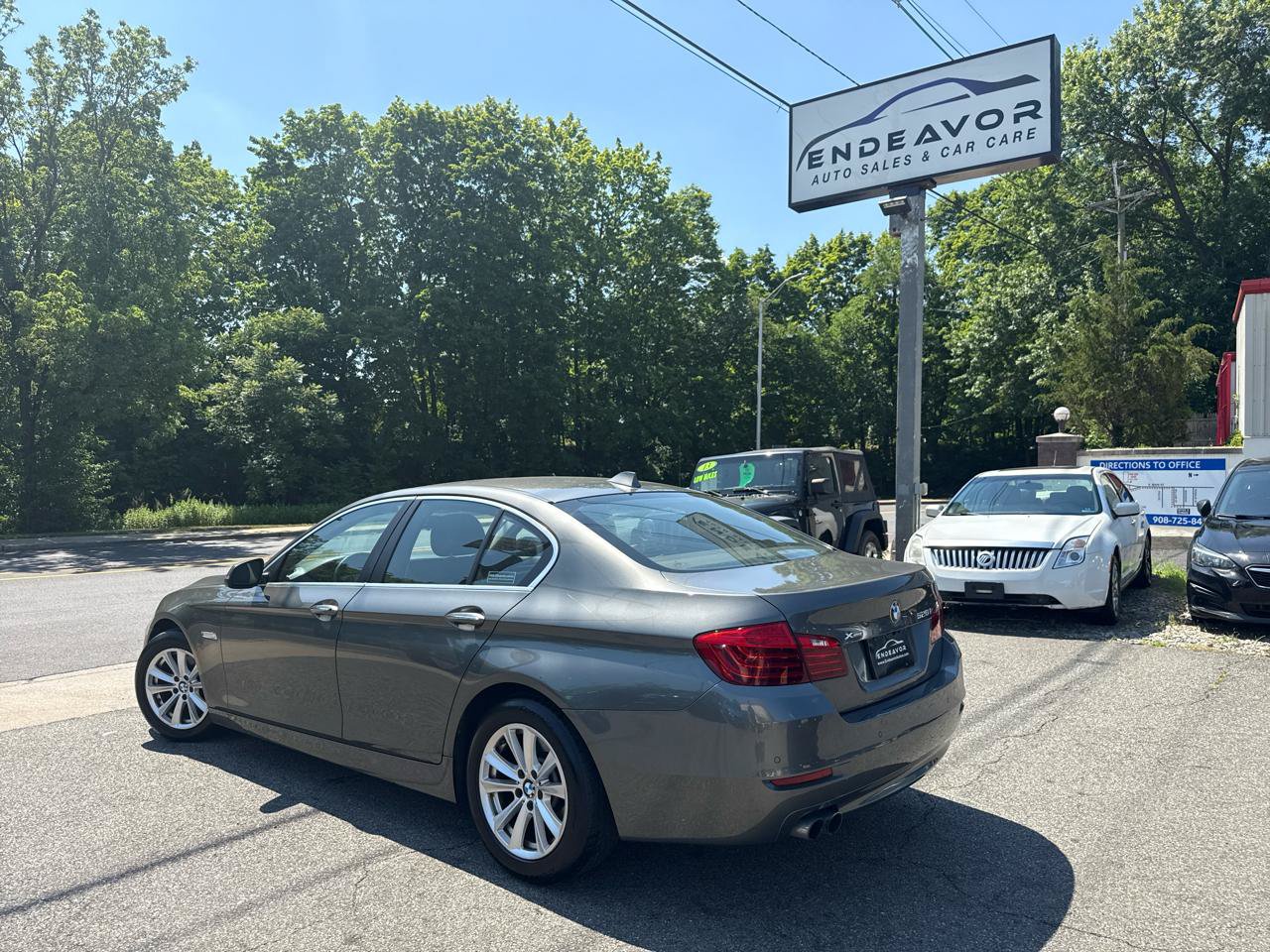 Used 2014 BMW 528i xDrive Sedan AWD/4WD image 4