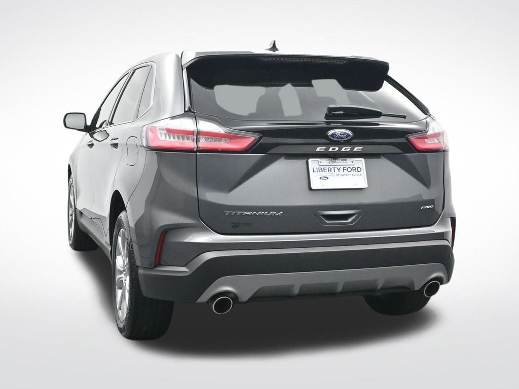 Used 2024 Ford Edge Titanium image 9